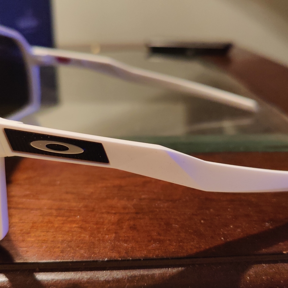 COPY - Oakley